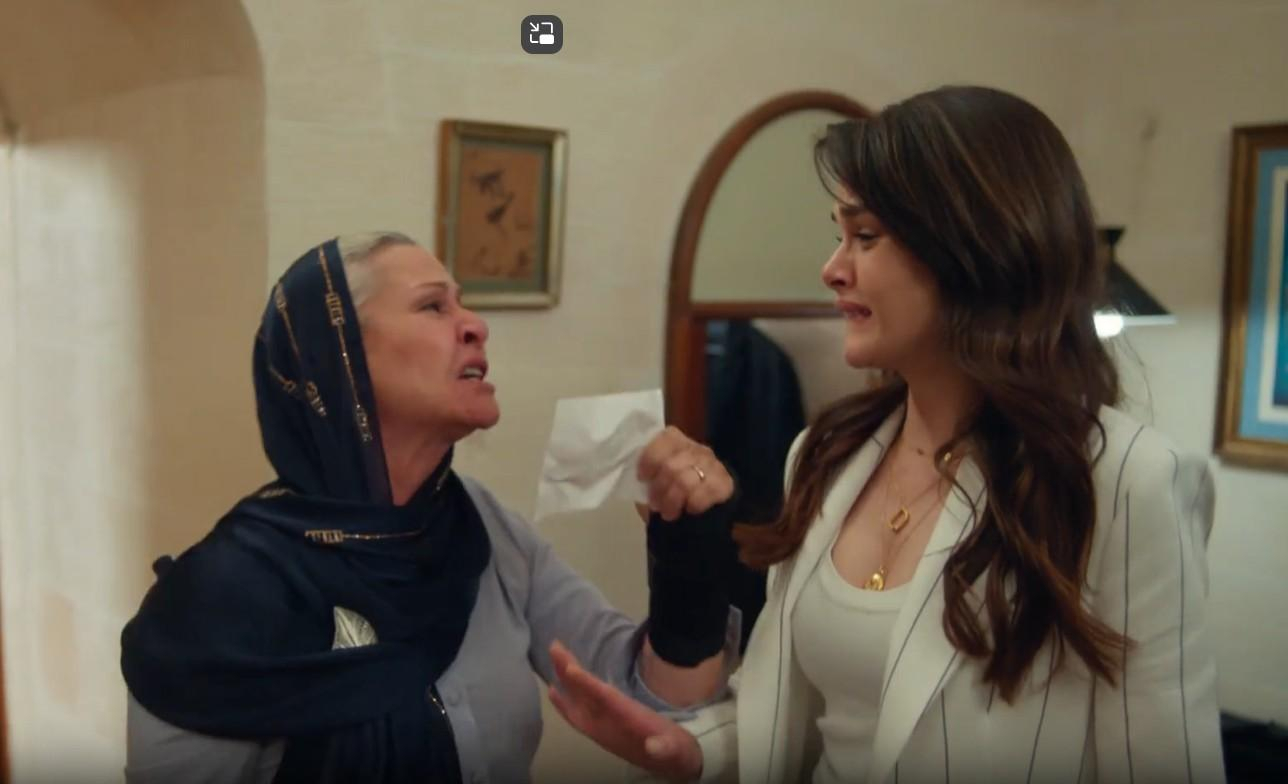 Cihan ve Alya sarmaş dolaş!