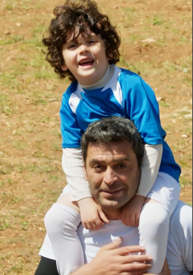 Albora erkekleri halısahada!