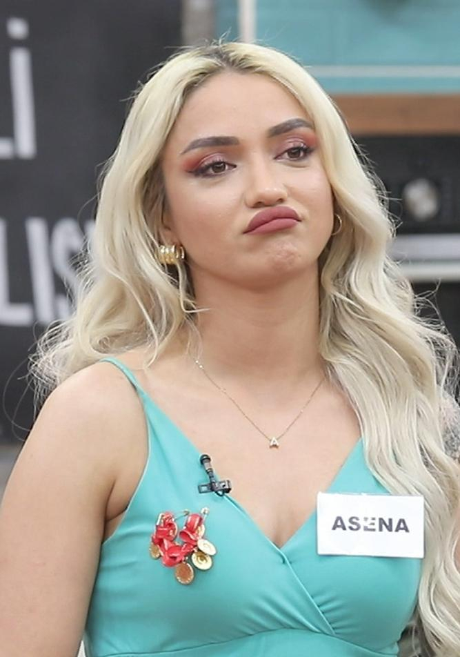 Kayınvalidesi yüzünden ceza puanı alan gelin kim?