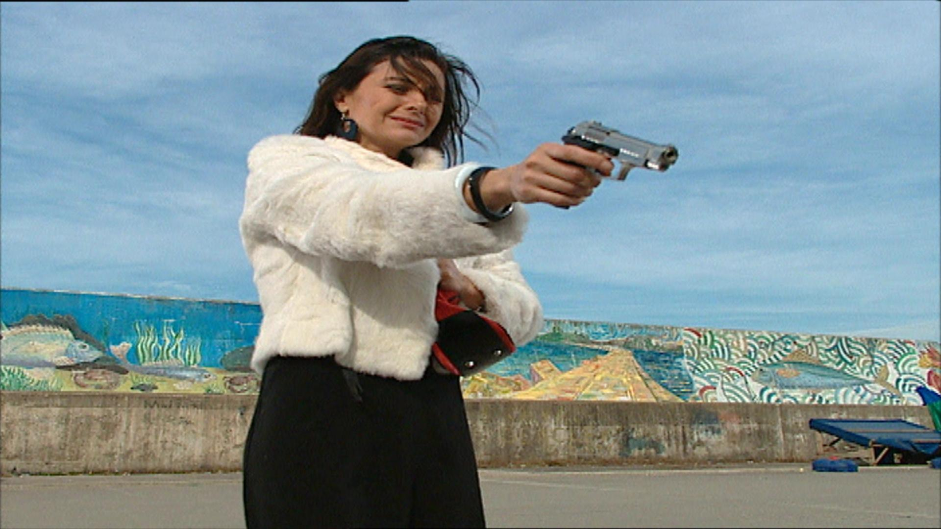 Hırçın Menekşe 13. Bölüm