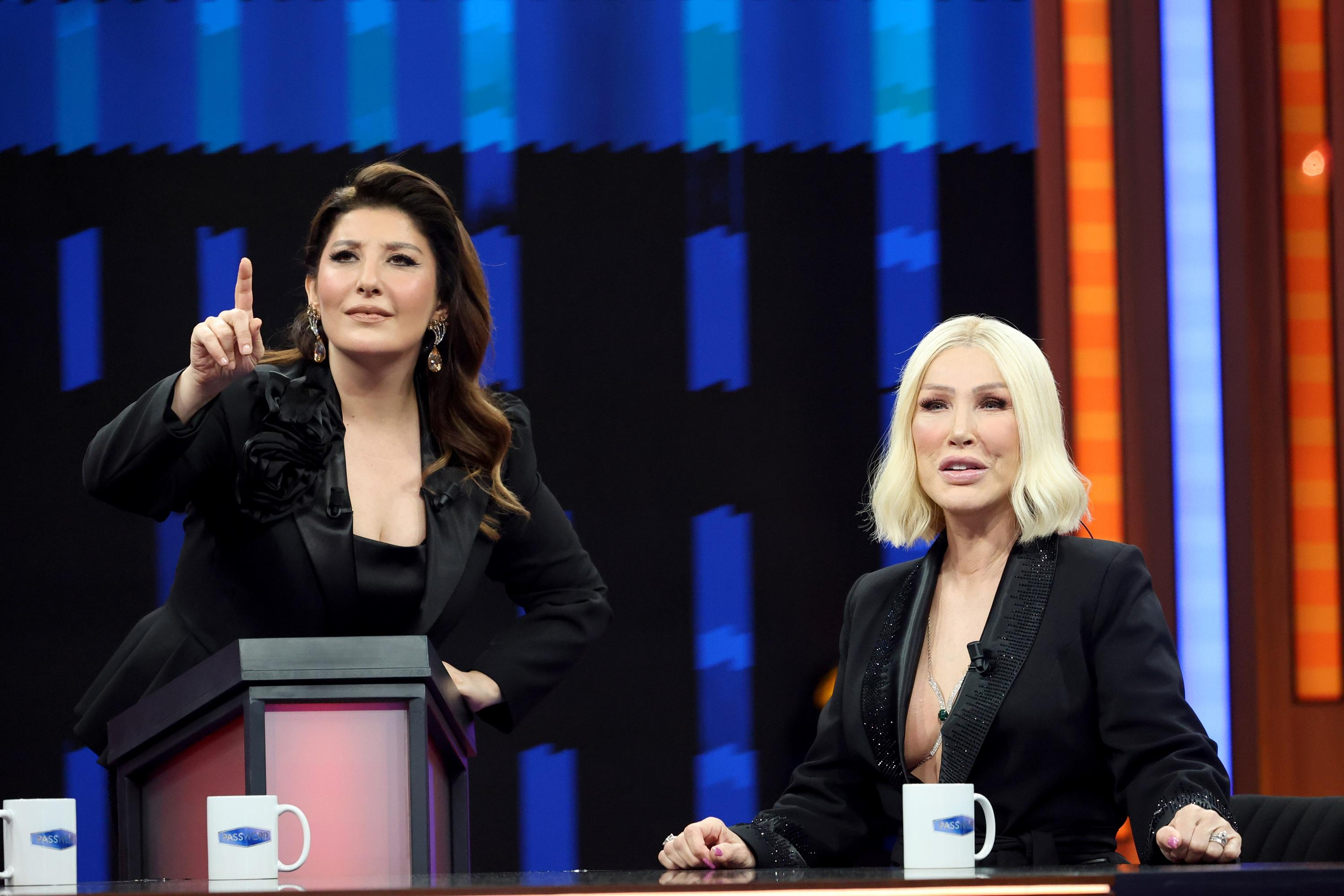 Password Seda Sayan'la sezona "Merhaba" diyor!