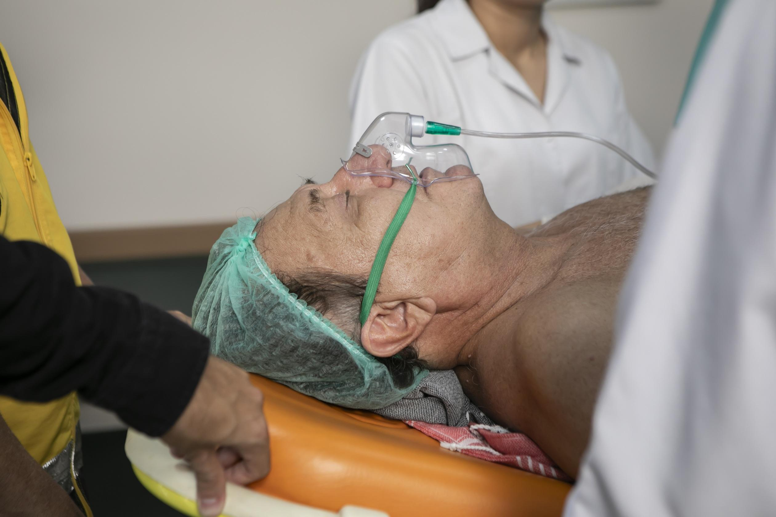 Arka Sokaklar 721. Bölüm: Gerilim Doruğa Çıktı, Hüsnü Hayata Döndü