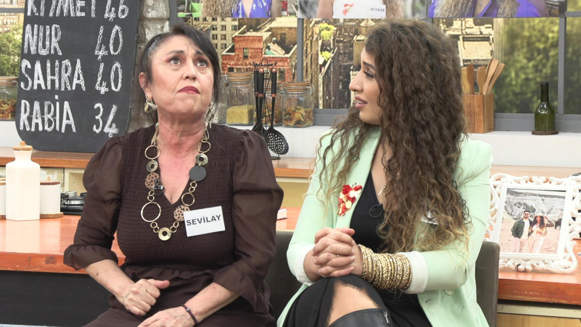 Gelinim Mutfakta 1697. Bölüm Fragmanı