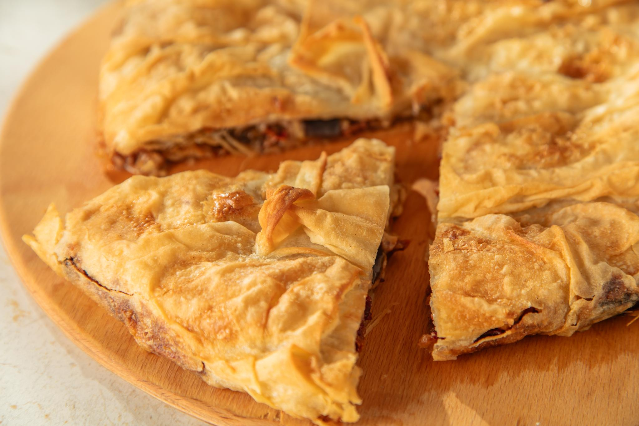 Tahinli Patlıcanlı Börek