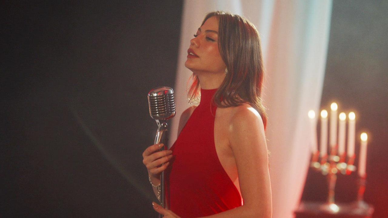 Nisan'dan hayran bırakan "Ah Yar"