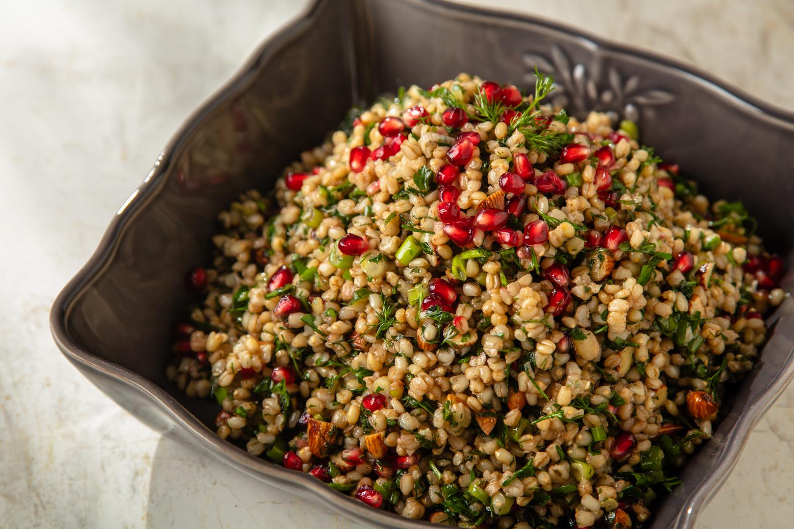 Narlı Buğday Salatası