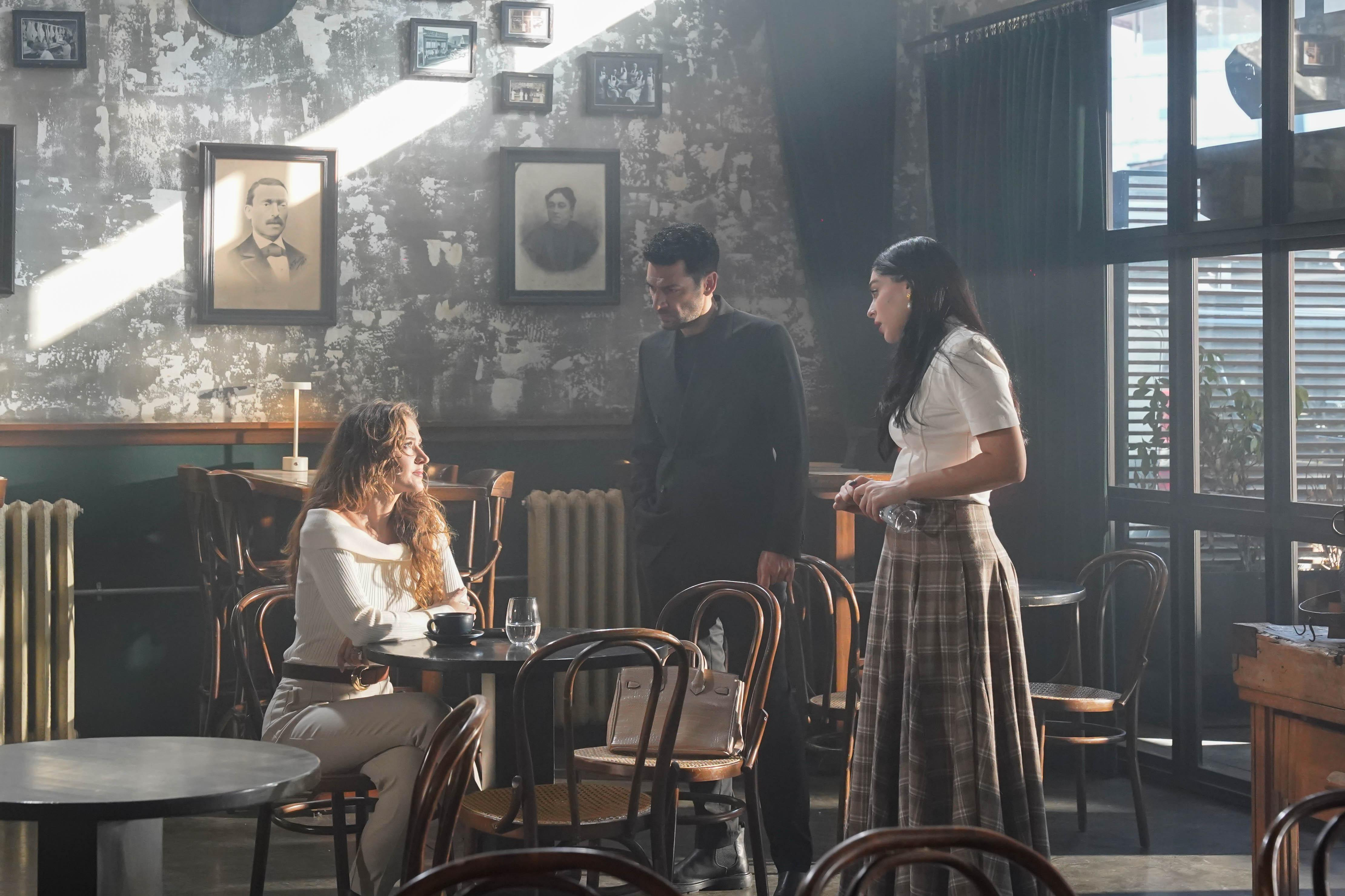 Berrak gözünü kararttı!