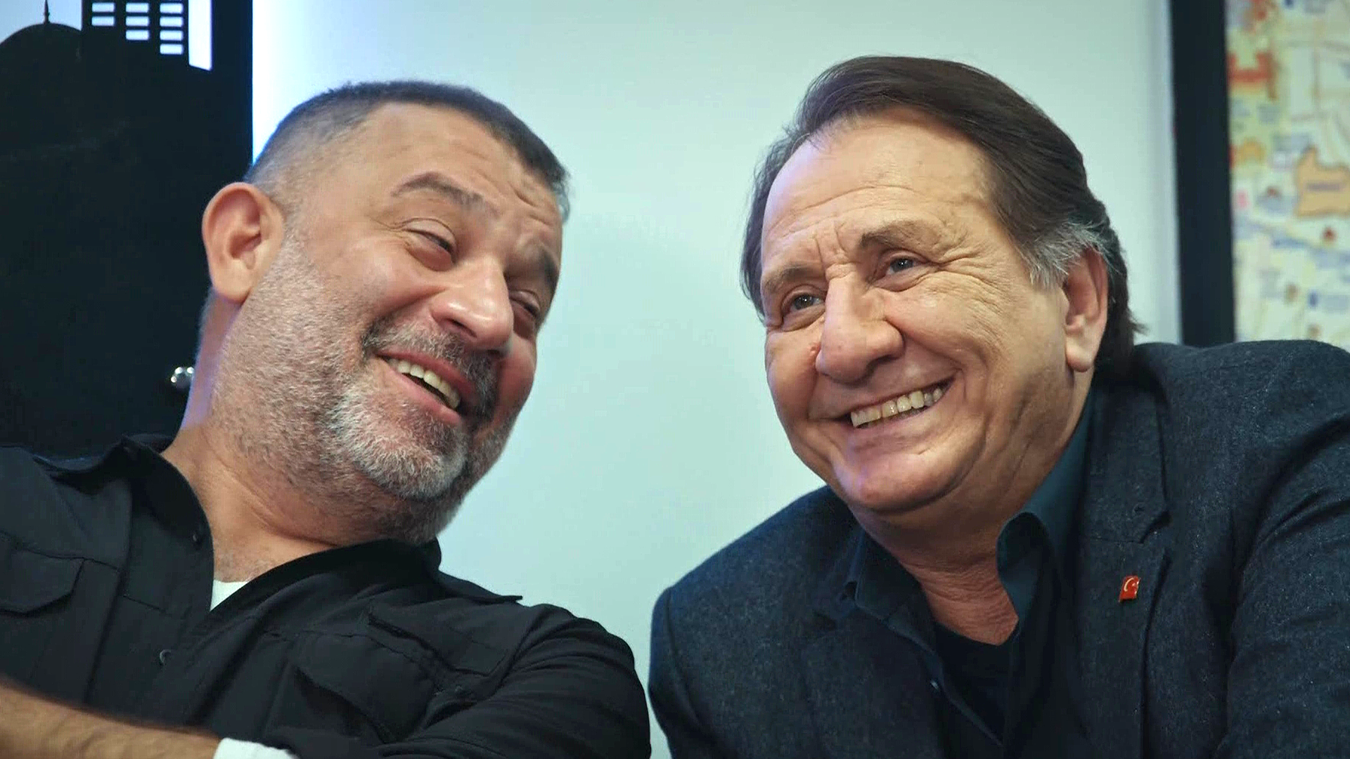 Mesut, çapkın Bozo'yu fena yakaladı!