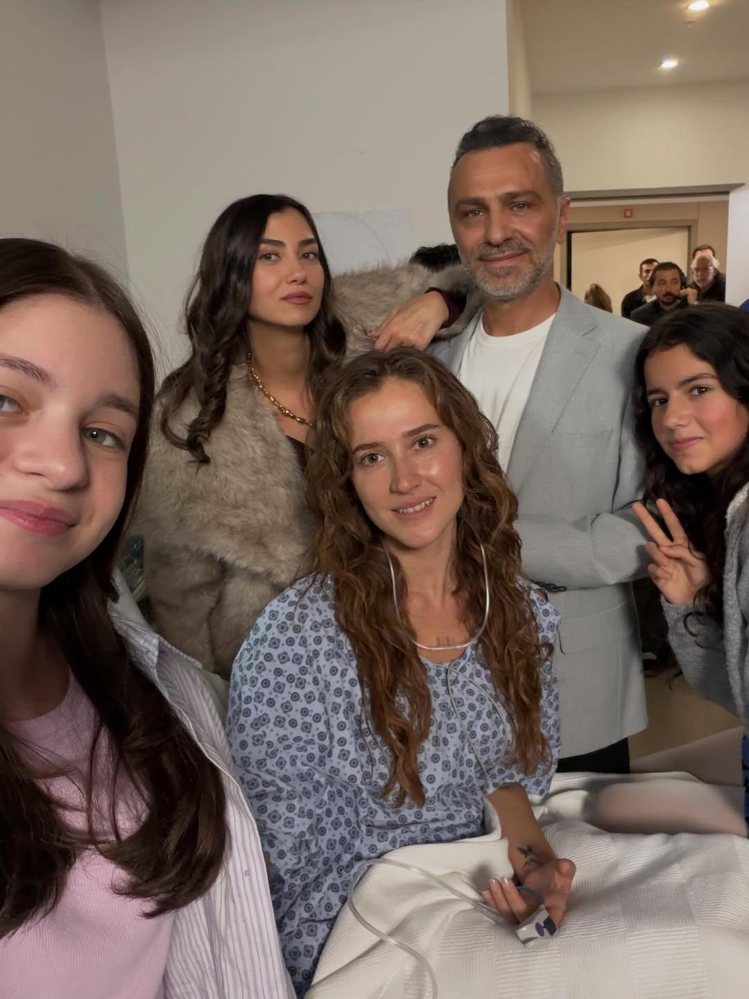 Sırlar ekranda, kahkaha sette!