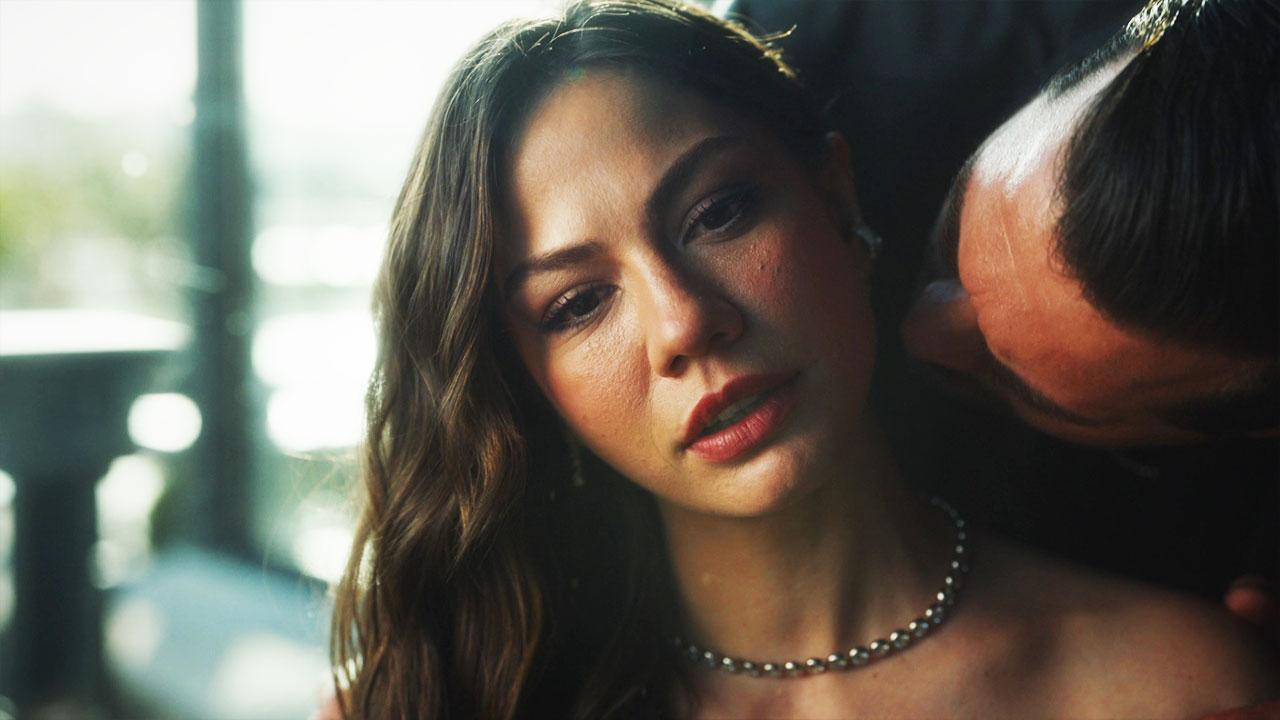 Eşref'ten kuşkulandıran hediye!