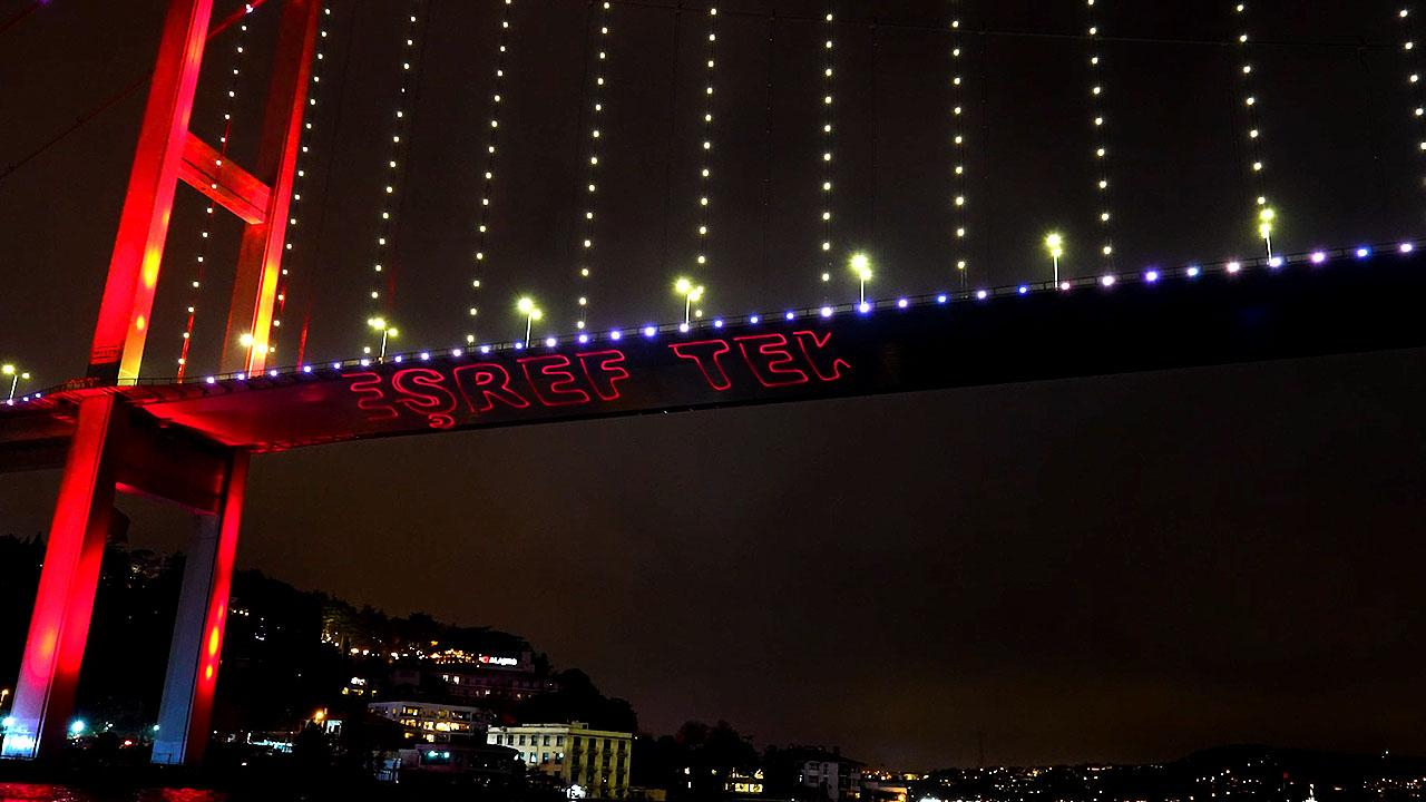 İstanbul Boğazı’nda da Eşref Tek!