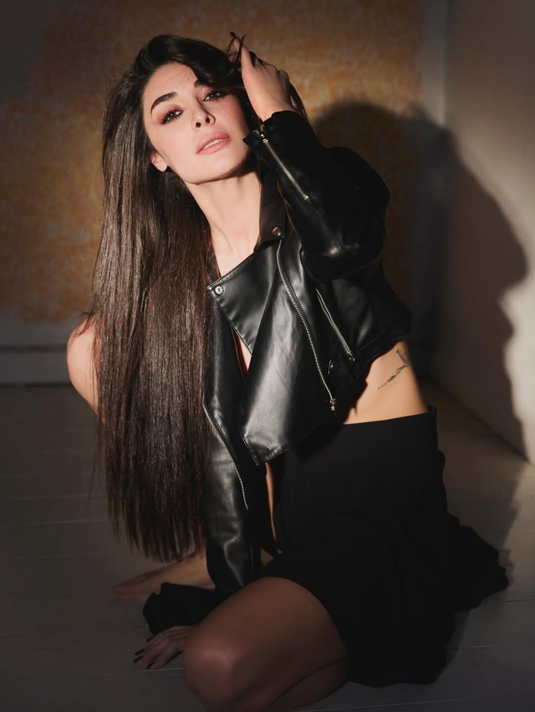 Eşref Rüya'nın kara meleği!