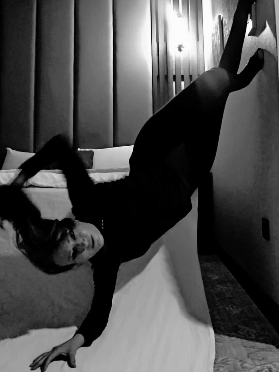 Fidan'dan yoga şov!