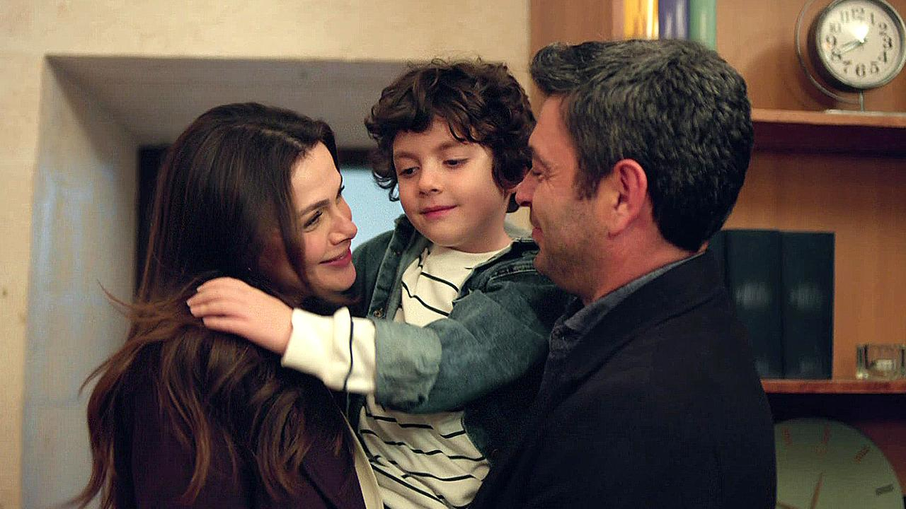 Alya oğluna kavuştu!