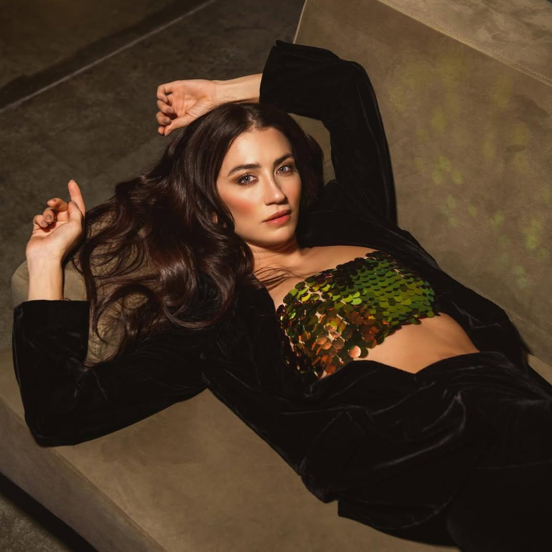 Eşref Rüya'nın hırçın kızı!