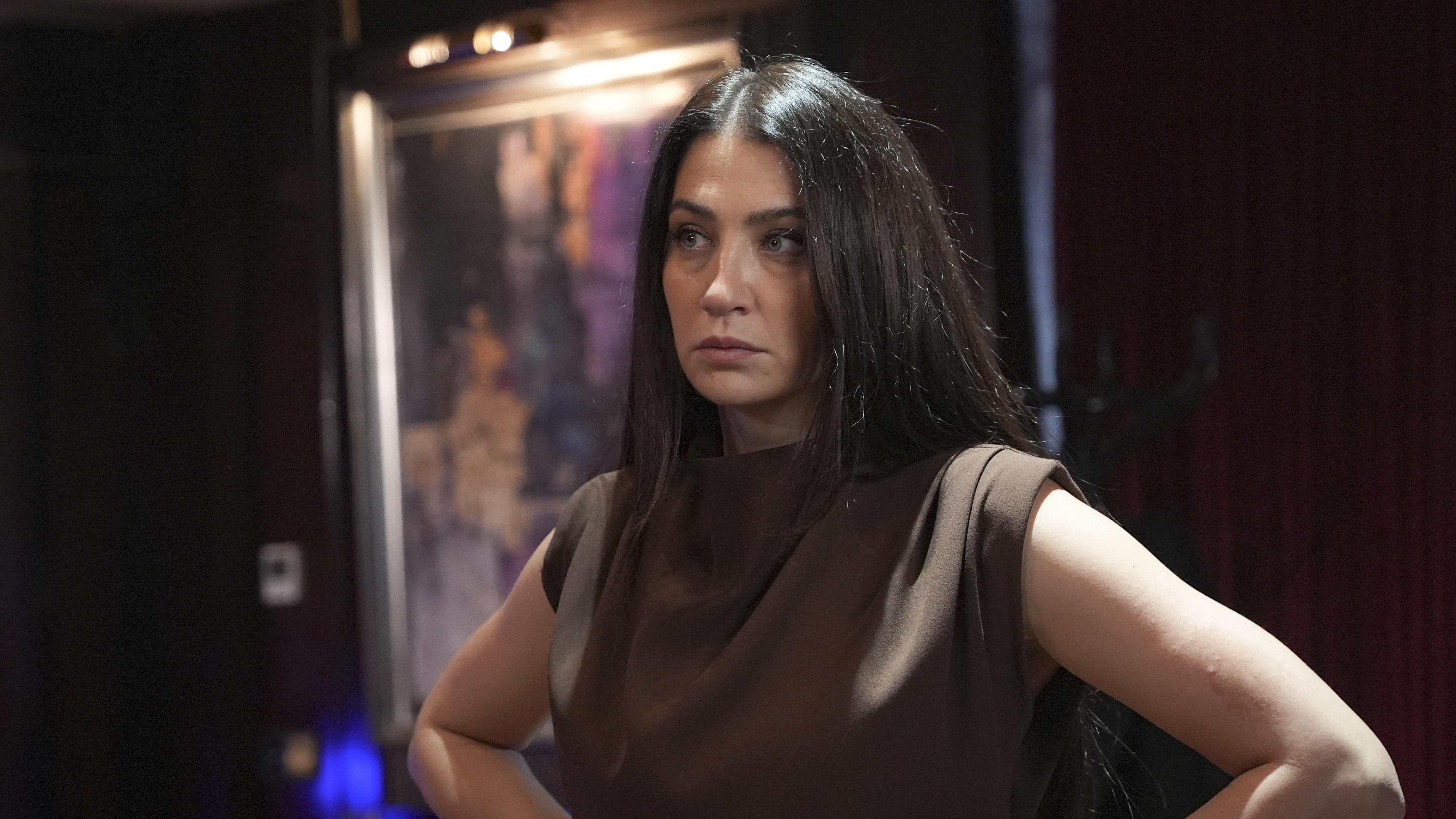 Eşref Rüya'nın hırçın kızı!