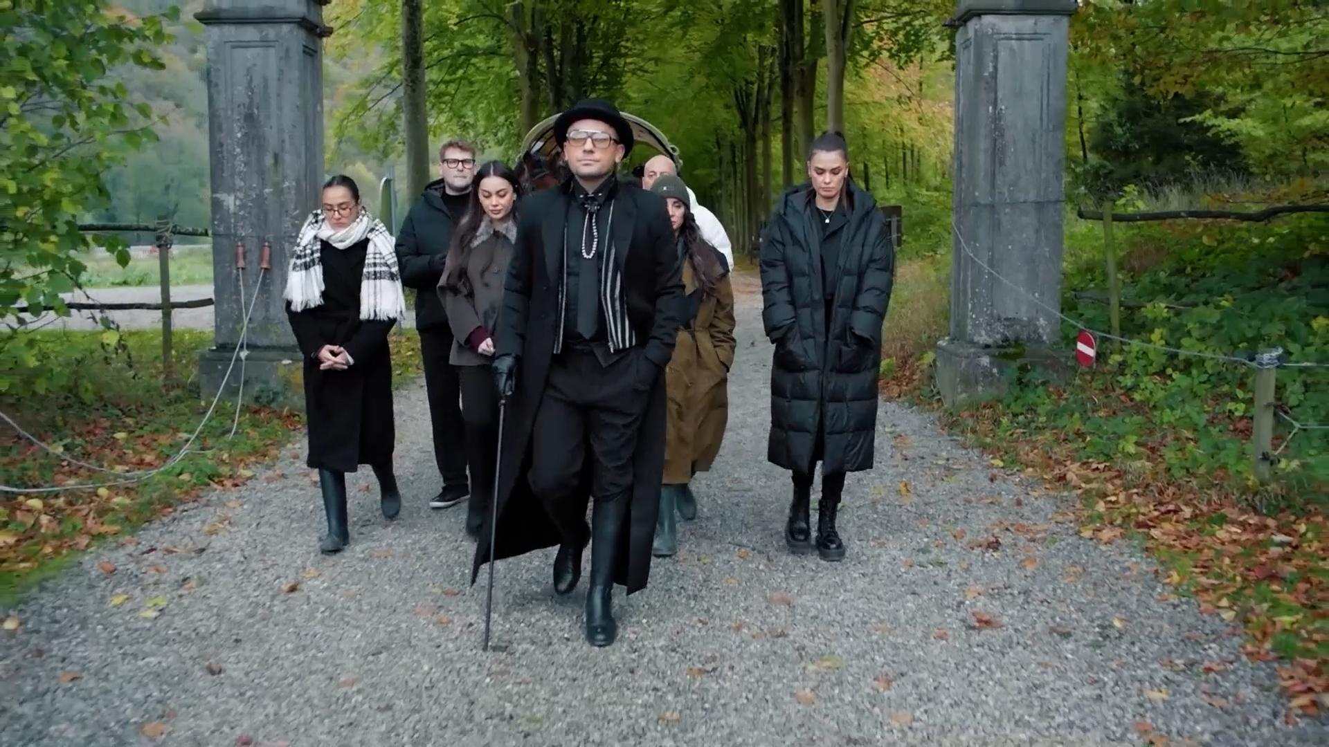 "İçlerinden bazıları göründükleri kadar masum değil!"