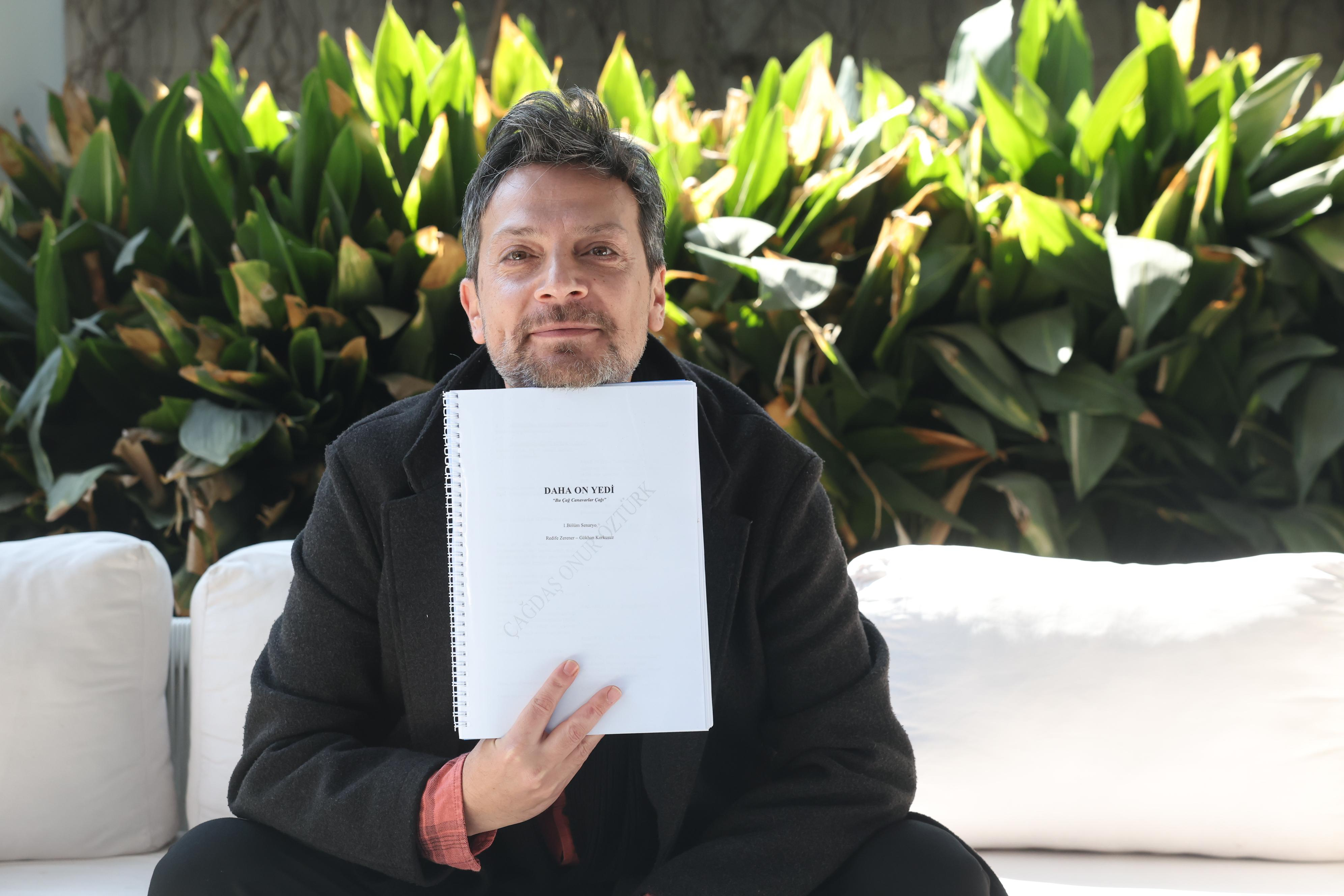 Bir aile hikayesi "Daha On Yedi" sete çıktı!