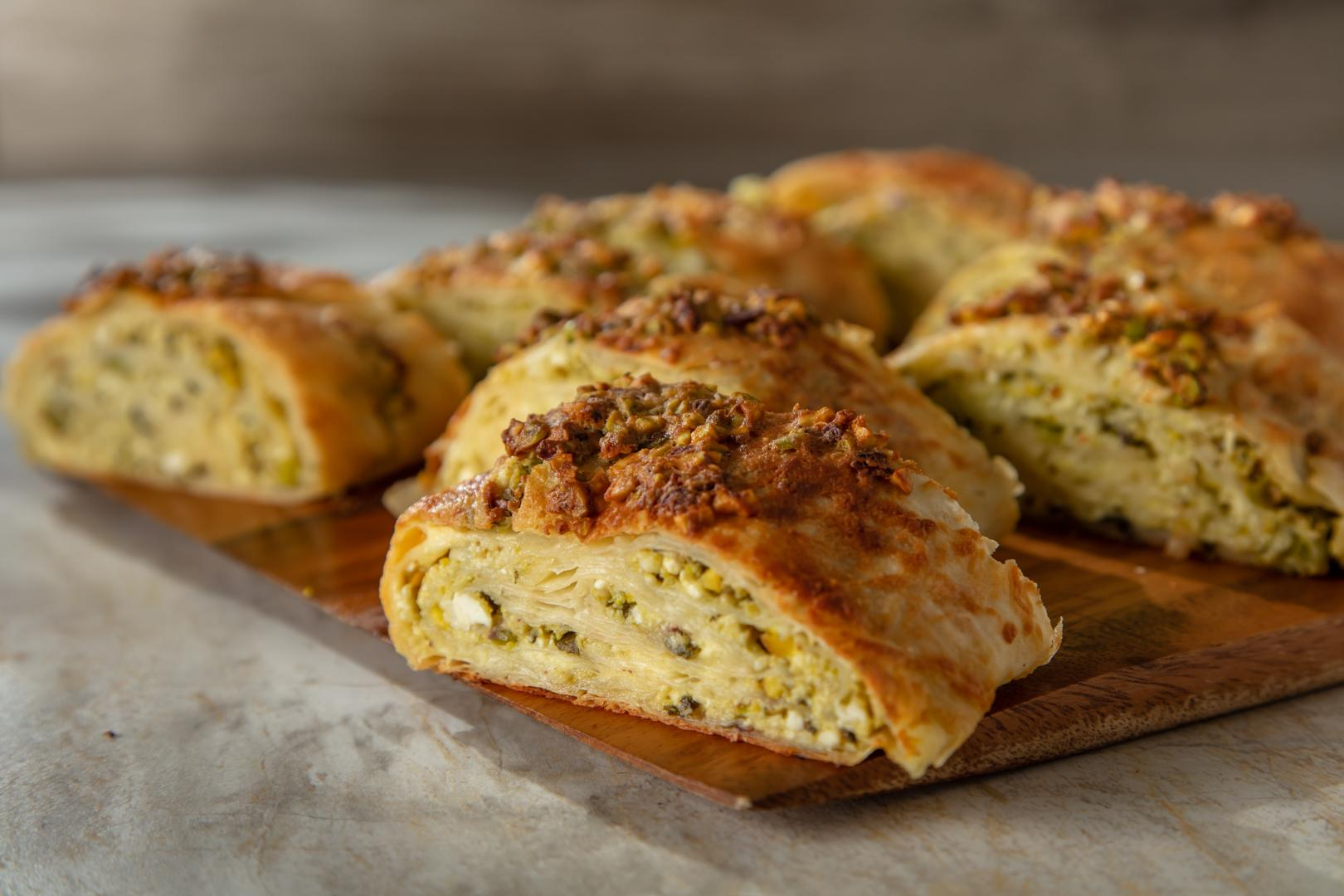 Girit Ezmeli Börek