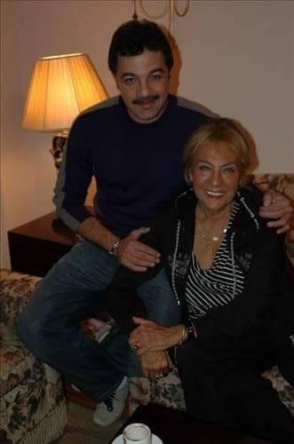Kerem Alışık'tan Çolpan İlhan'a duygu yüklü şiir!