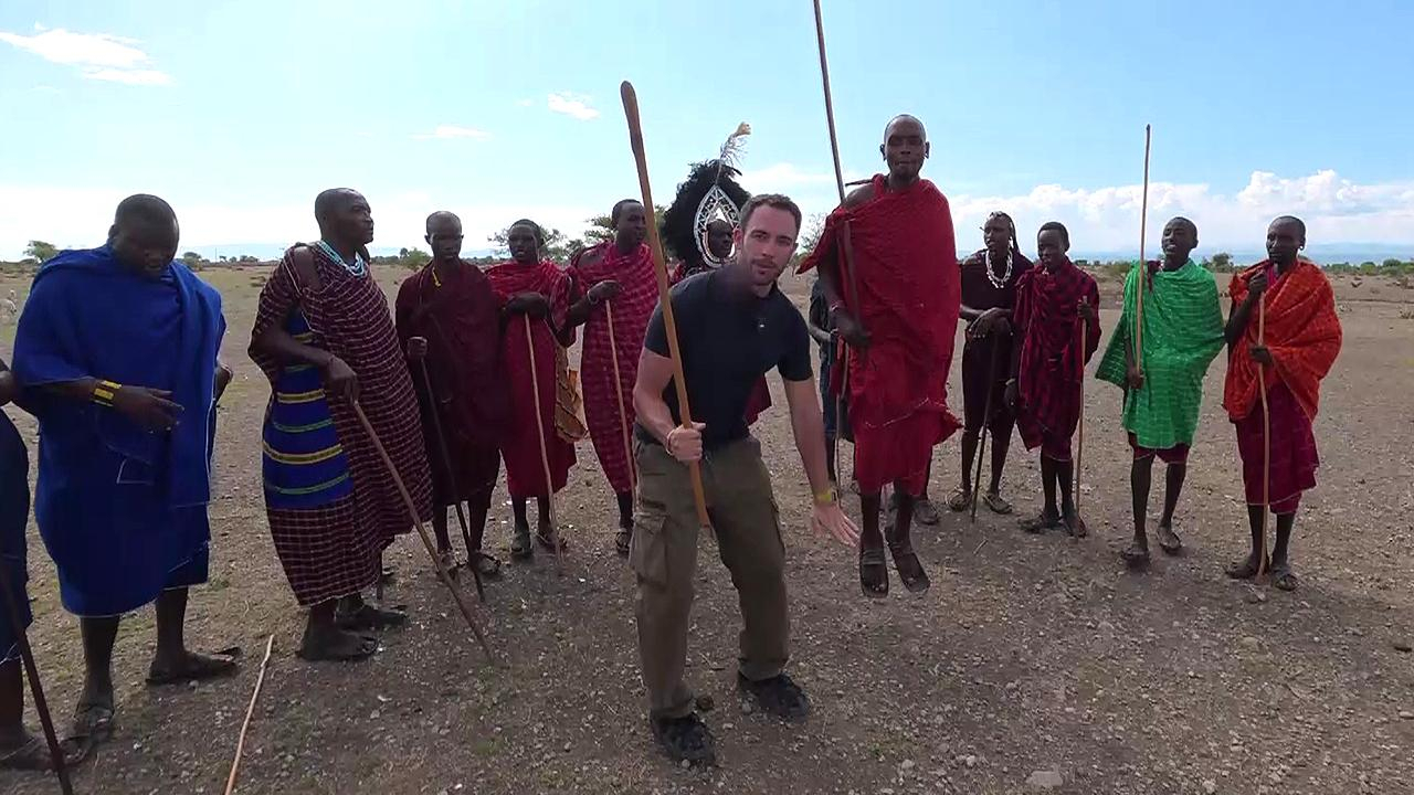 Masai Kabilesi'nin zıplama yarışması!