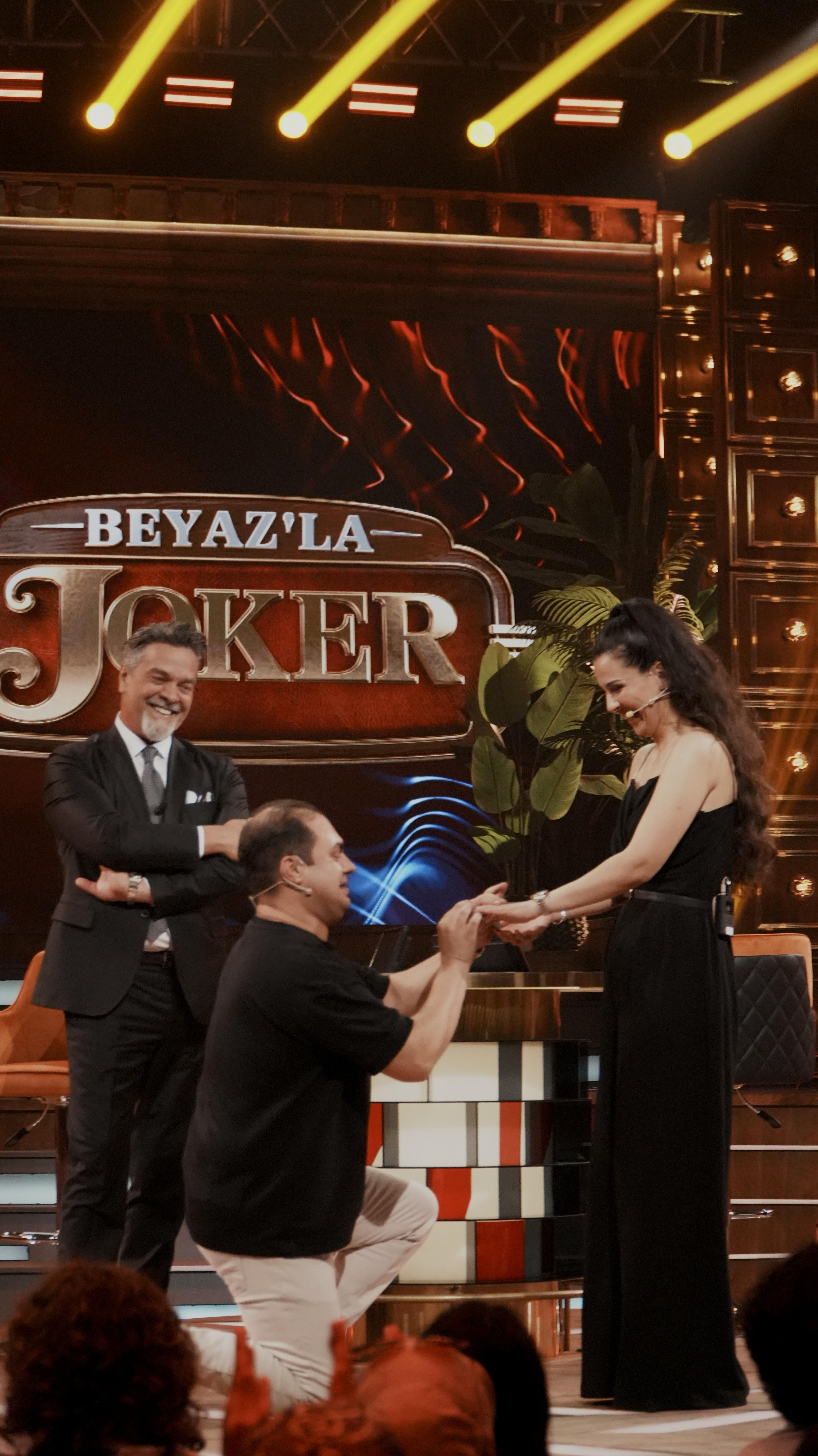 Beyaz güldürdü, Beyza büyüledi!