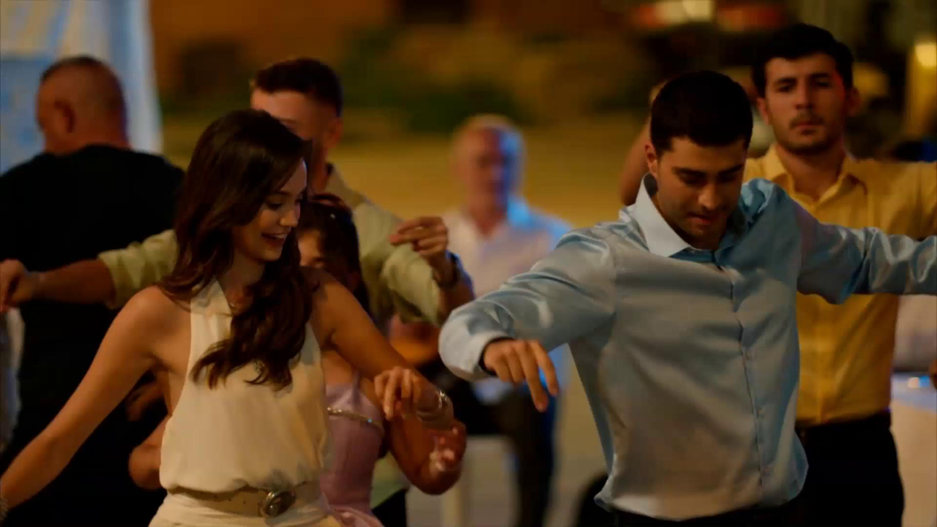 Haysiyet “Edalı da Modalı Yar" akımı başlattı!
