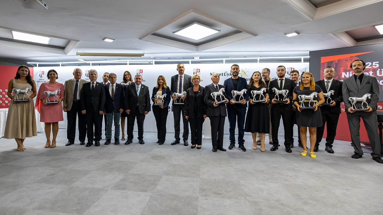 TJK'dan Demirören Medya'ya iki ödül