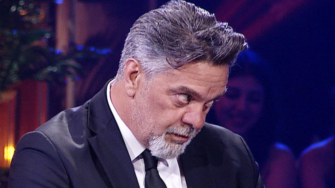 Beyaz'dan tuhaf "Hatasız kul olmaz" performansı