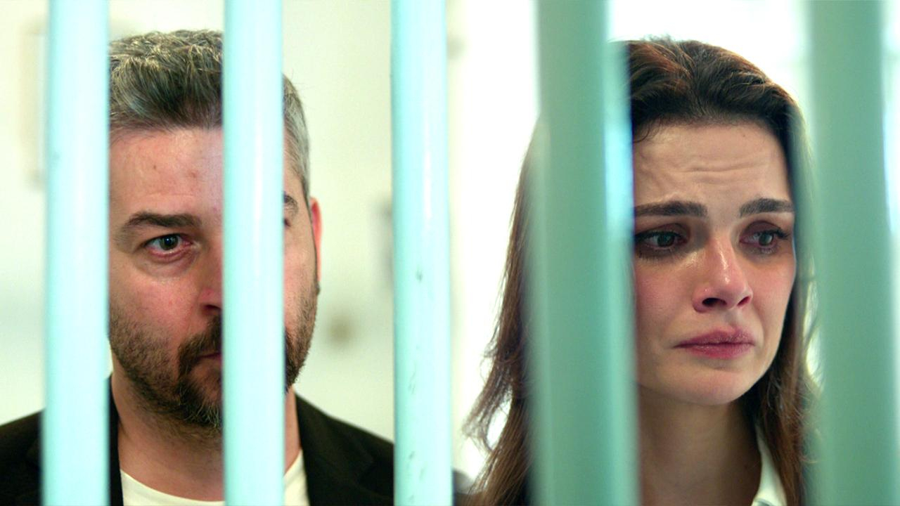 Enver, Alya'ya ilan-ı aşk etti!