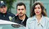 Mustafa kendini feda ediyor!