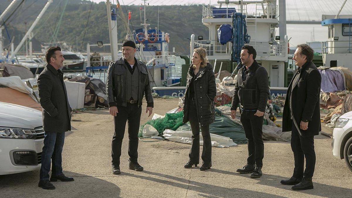 Arka Sokaklar 611. Bölüm İzle