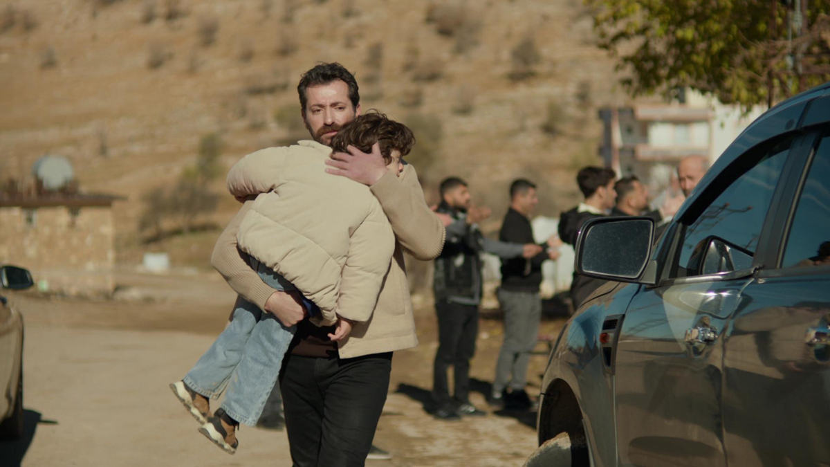 Uzak Şehir 43. bölümden ilk kareler!