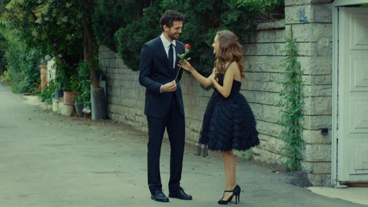 Güllerin Savaşı 1. Bölüm