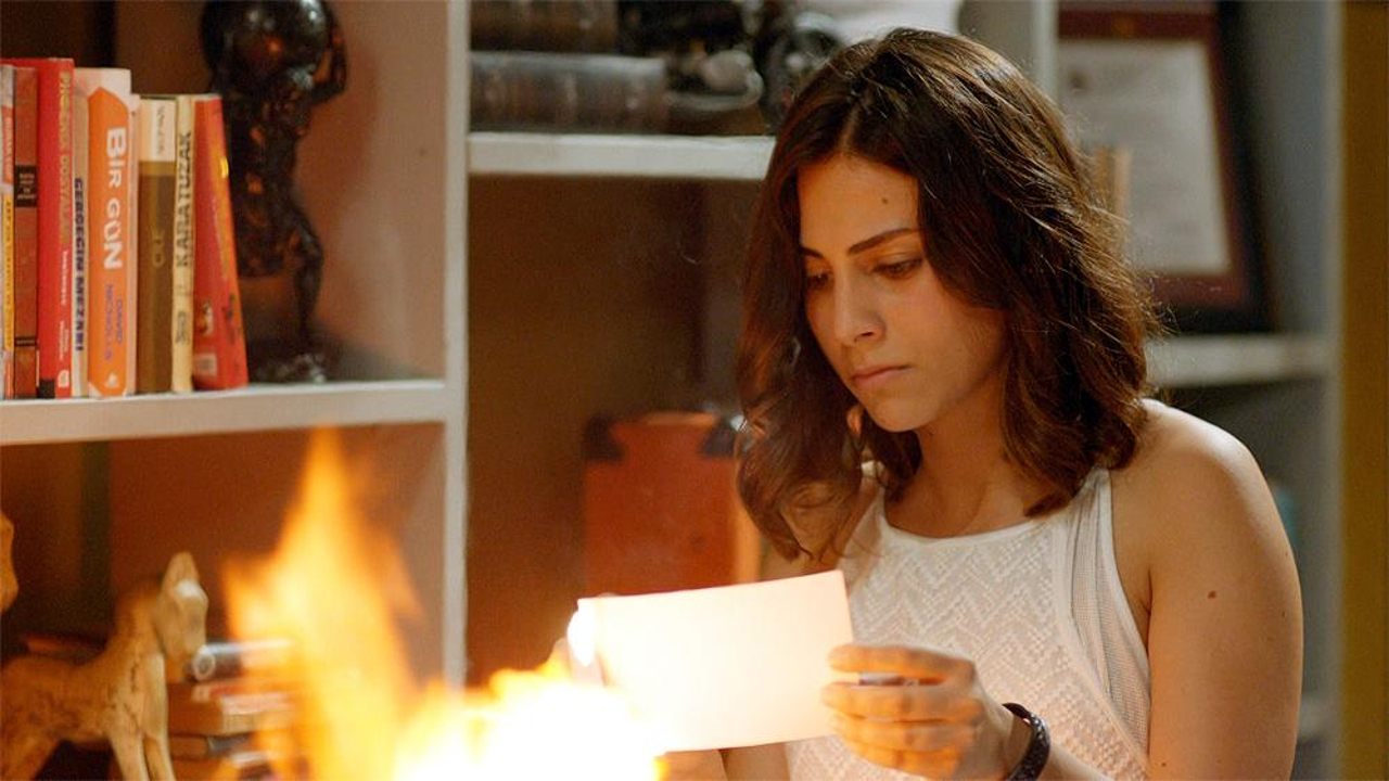 Yaz’ın Öyküsü 12. Bölüm Fragmanı