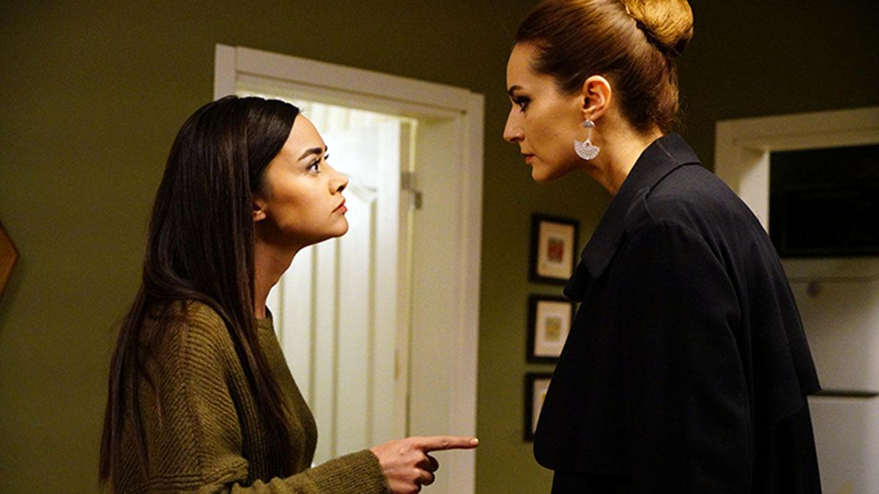 Evlat Kokusu 4.Bölüm’de Ela, duyduğu gerçekle yıkılıyor! Evlat Kokusu 5.Bölüm Fragmanı yayınlandı mı?