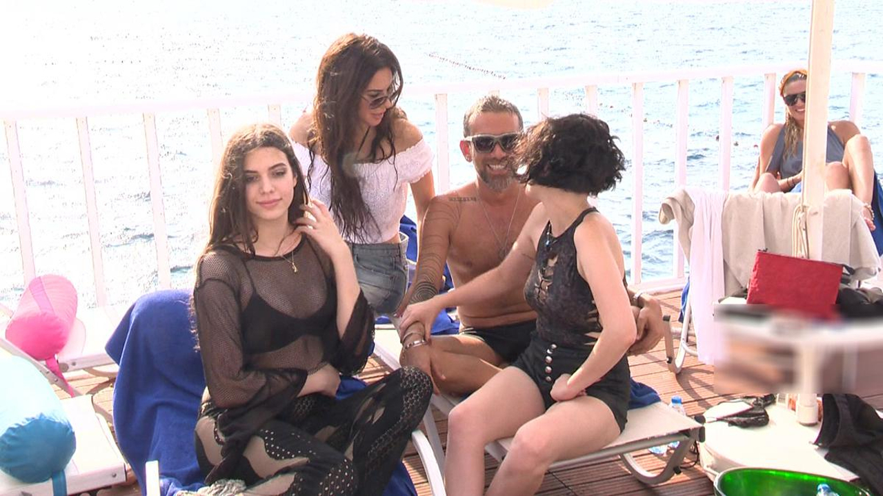 13.08.2017 / Magazin D