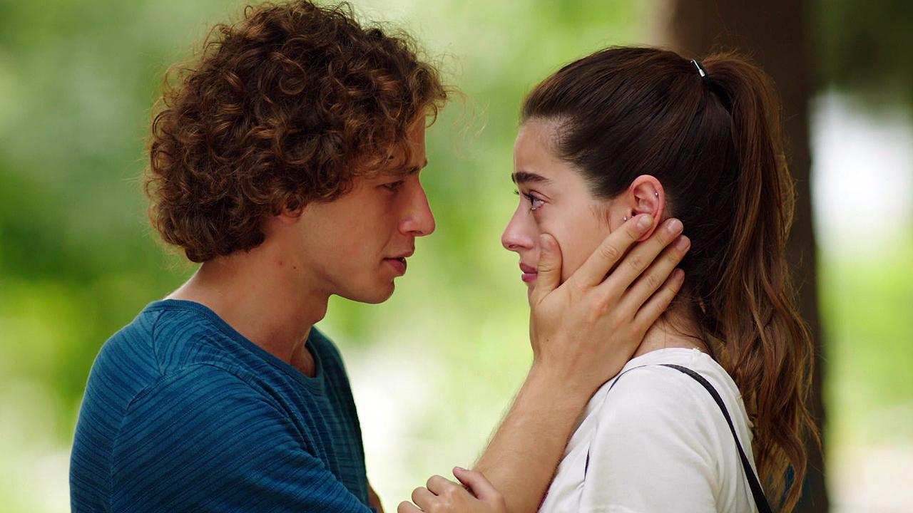 Naz aşık olduğunu itiraf etti!