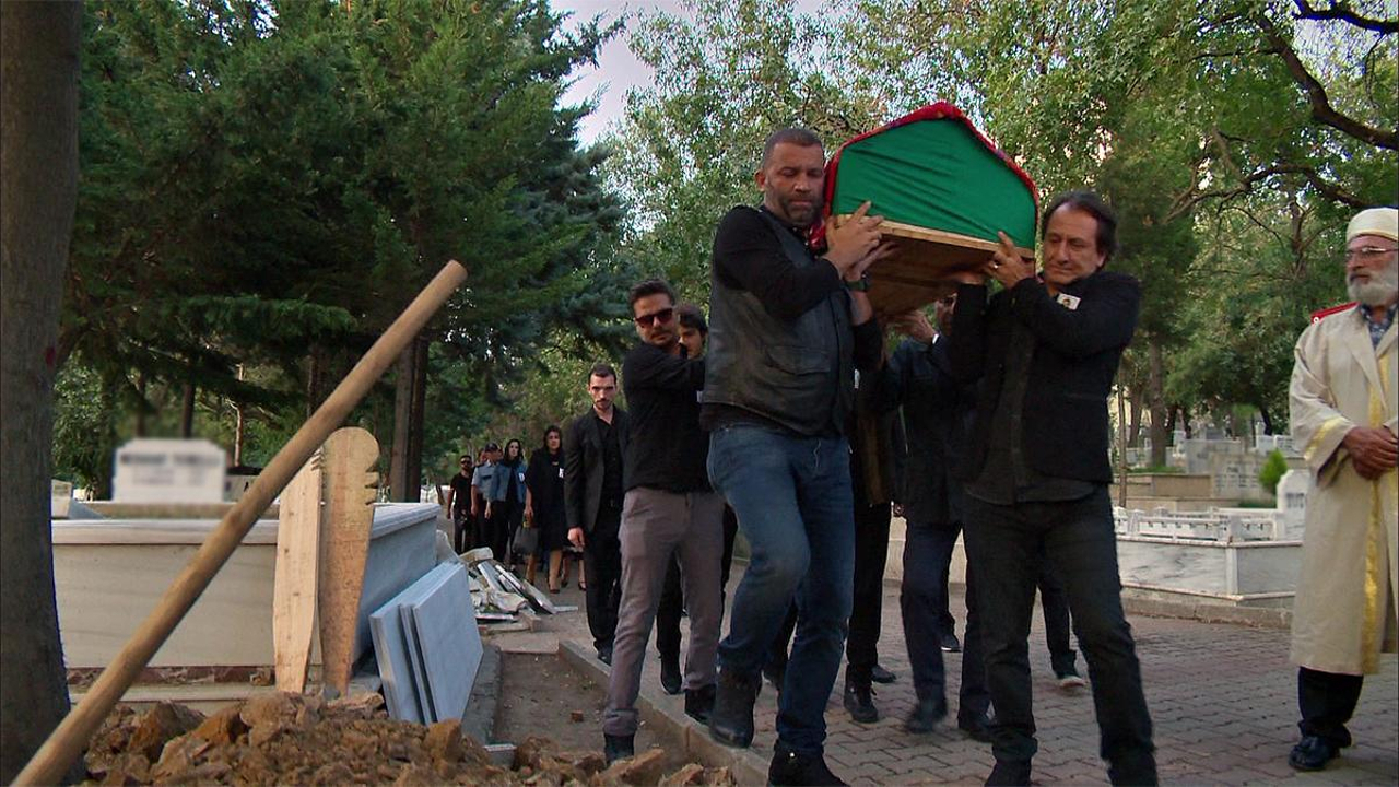 Arka Sokaklar 448. Bölüm