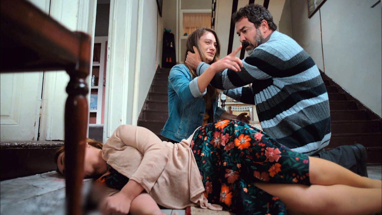 Kızlarım İçin İlk Bölüm