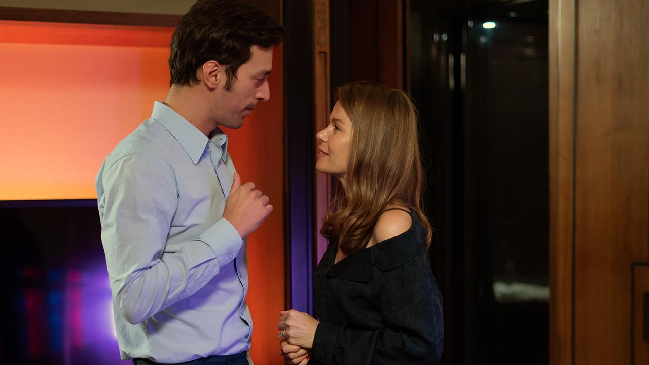 Camdaki Kız 14. Bölüm