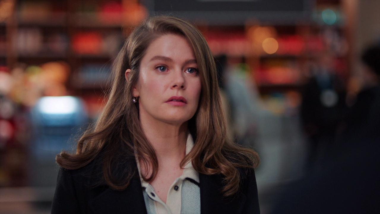 Camdaki Kız 19. Bölüm