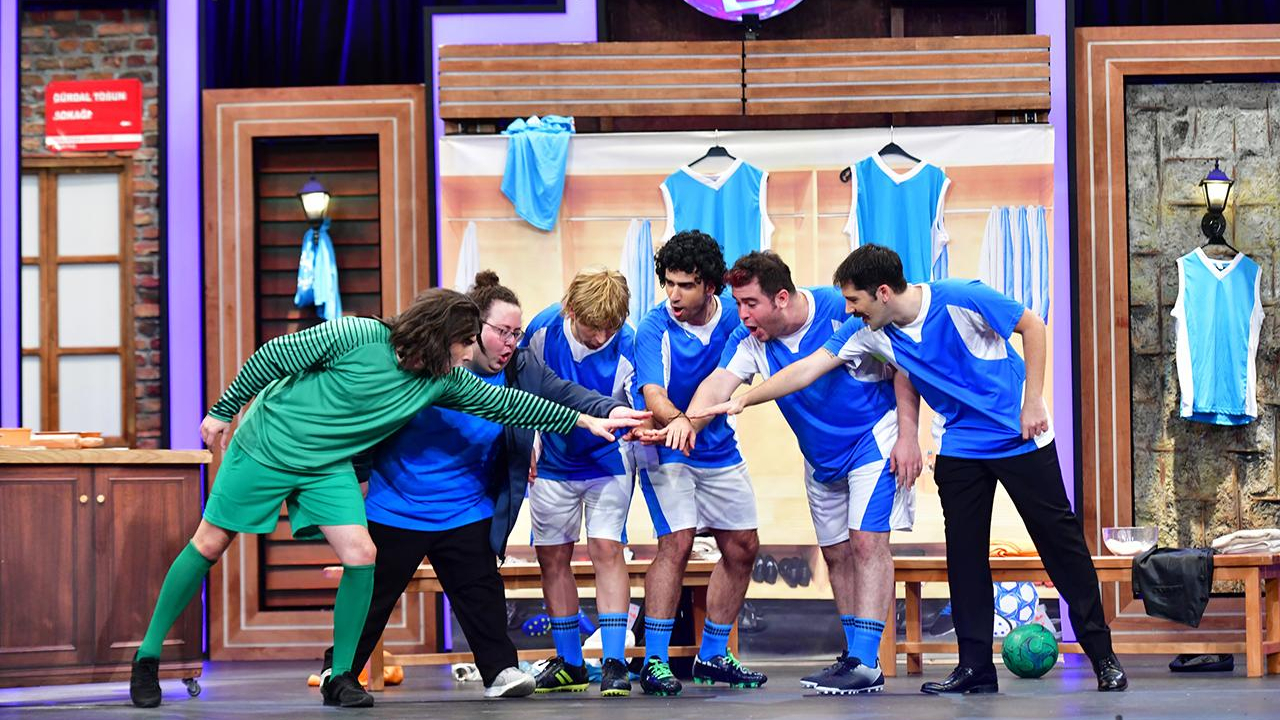 Çok Güzel Hareketler 2 (107. Bölüm) / 17.01.2022