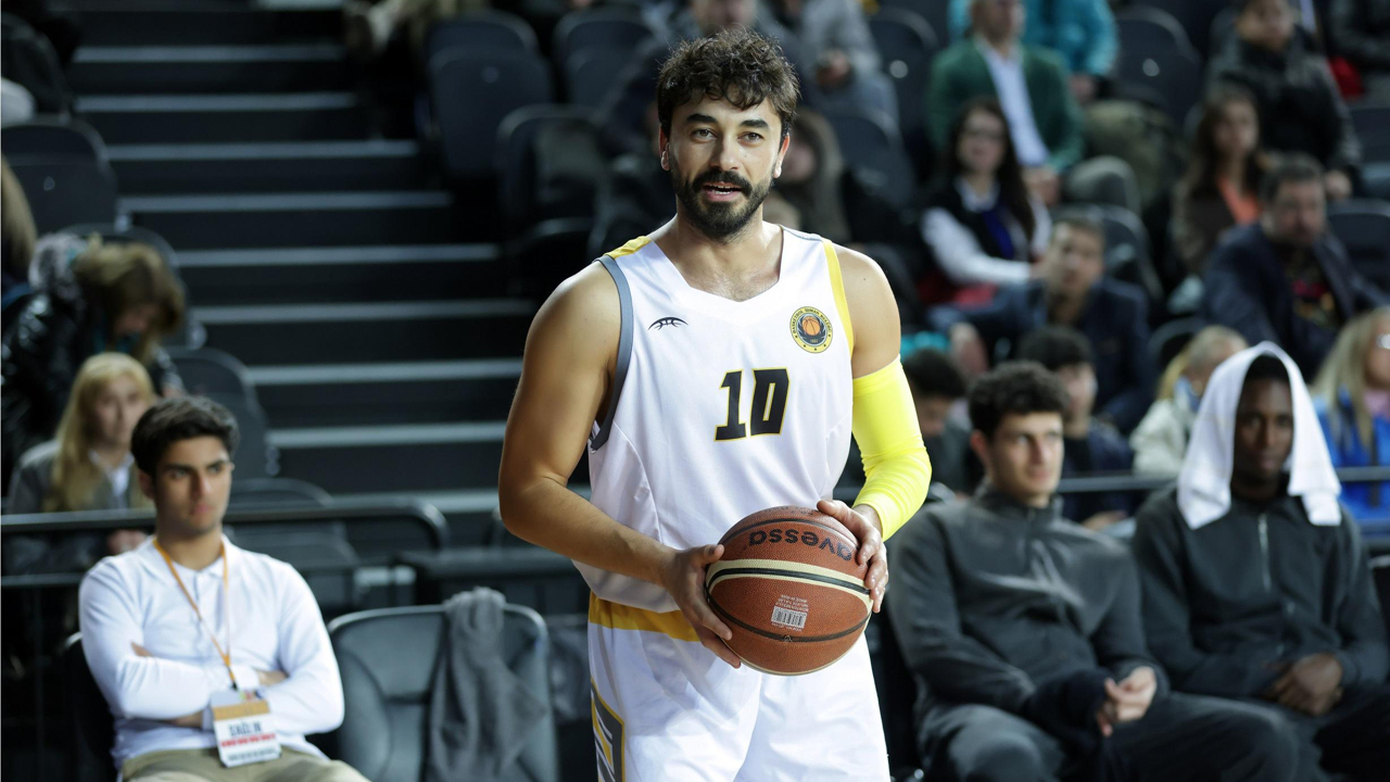 Kraliçe’nin “Ateş”i Gökhan Alkan’dan basketbol şov!