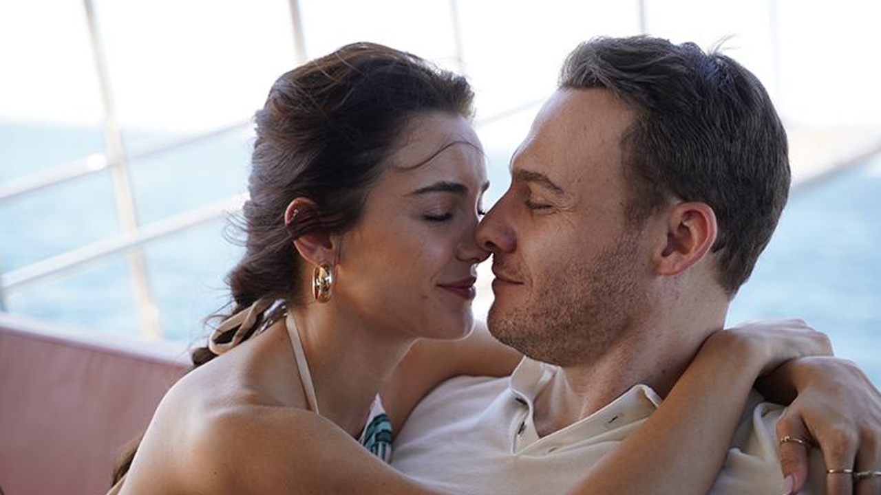 Ateş ve Leyla’dan adada romantik anlar!