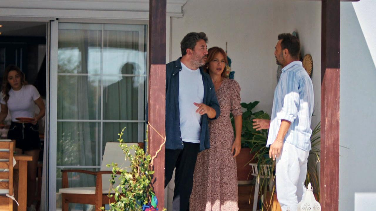 Cem, Harun’a haddini bildirdi!