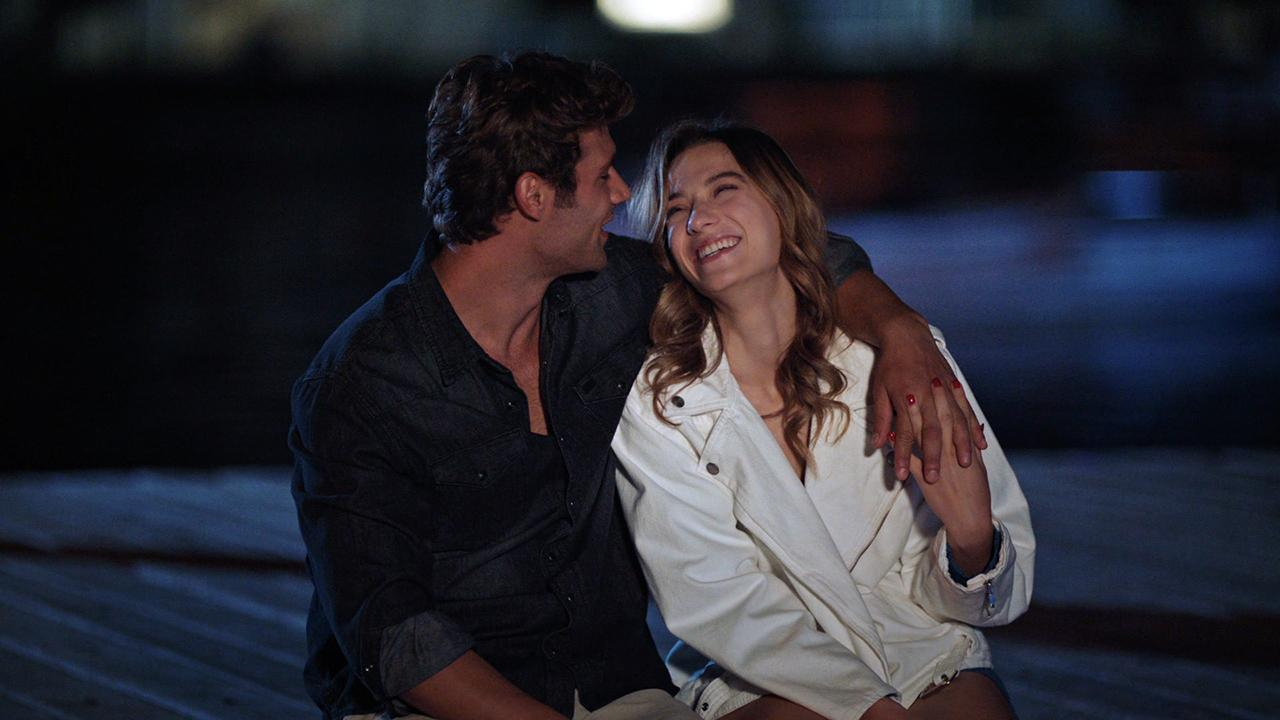 Gece ve Özgür’ün doludizgin aşkı!