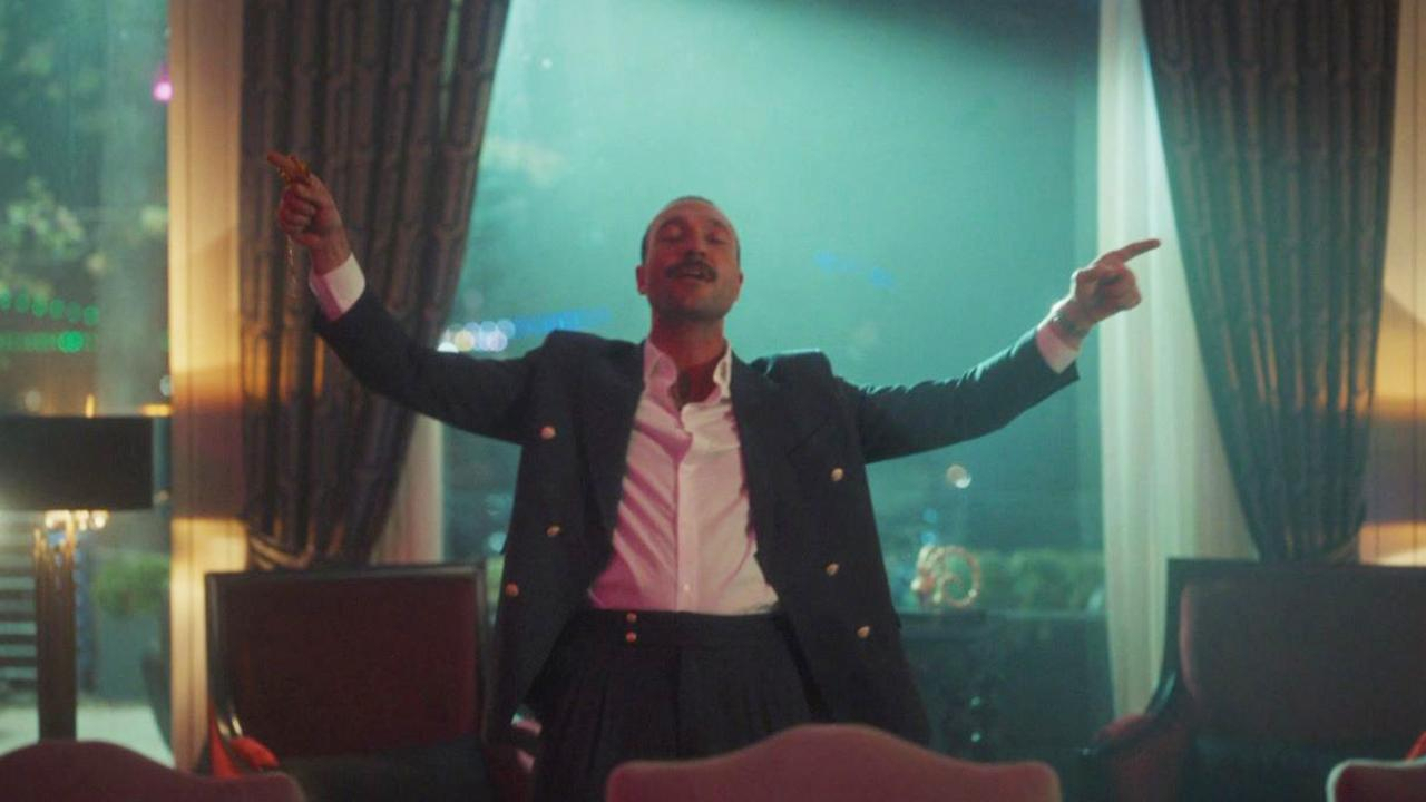 “Eşref Rüya”da Kadir’in dansı viral oldu!