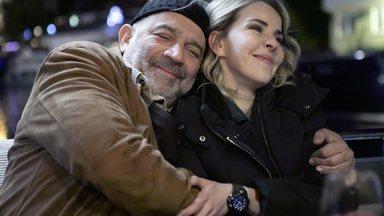 Arka Sokaklar’da mutlu aile tablosu!