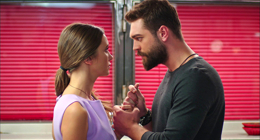 Sen sevmeyi bilmiyorsun Sinan, senin sevgin zehirli!